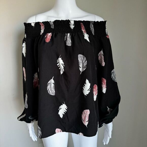Off The Shoulder Feather Print Shirt Size M - Picture 2 of 5
